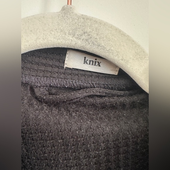 Knix Black Waffle Robe - Picture 3 of 4